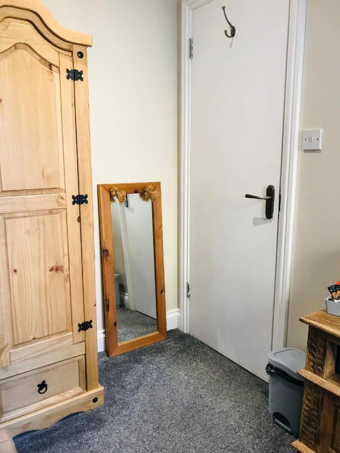 Séjour chez l'habitant Single - Bed For The Night - Close To